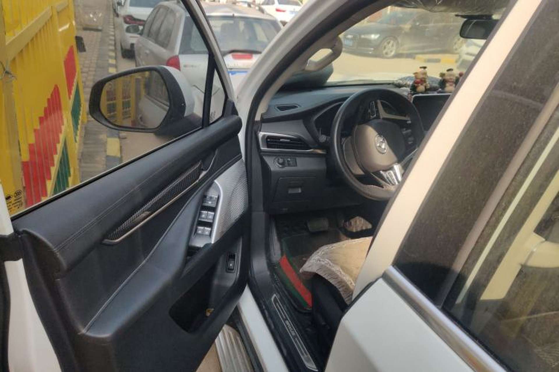 Used SAIC MAXUS D90 2017 2.0T Automatic All-Wheel Drive Sirius Driver Seat