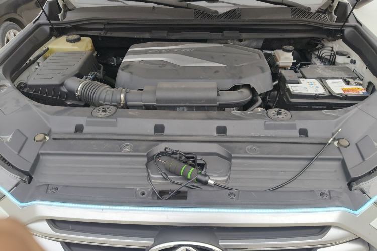 Used SAIC MAXUS D90 2017 2.0T Automatic All-Wheel Drive Sirius Engine Bay