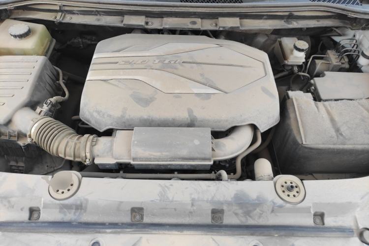 Used SAIC MAXUS D90 2017 2.0T Automatic All-Wheel Drive Sirius Engine Bay