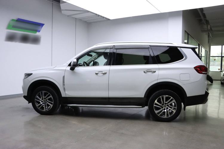 Used SAIC MAXUS D90 2017 2.0T Automatic All-Wheel Drive Sirius Exterior 3
