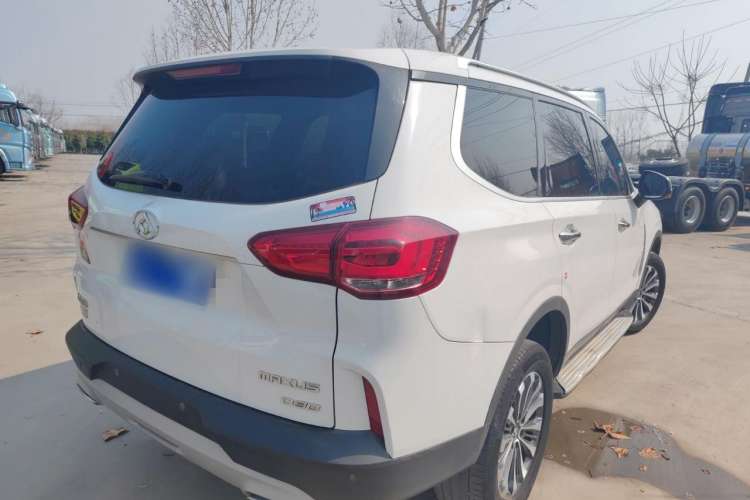 Used SAIC MAXUS D90 2017 2.0T Automatic Two-Wheel Drive - Uranus Exterior 5