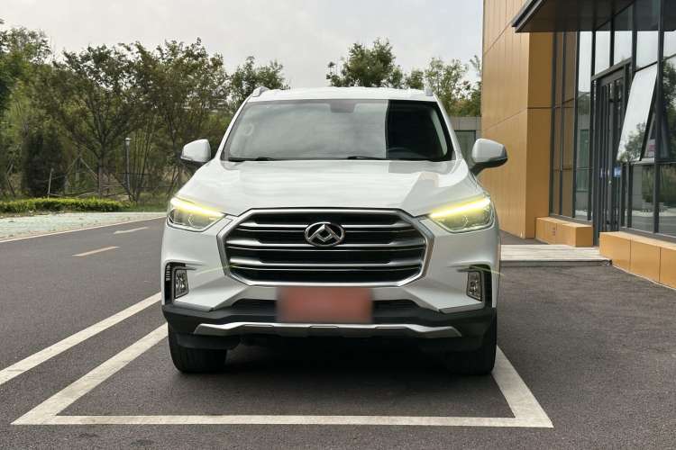Used SAIC MAXUS D90 2017 2.0T Automatic All-Wheel Drive Sirius Front