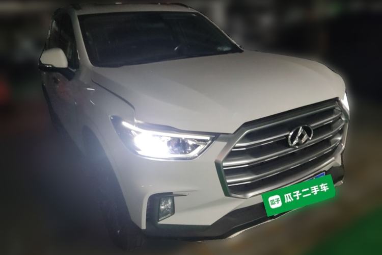 Used SAIC MAXUS D90 2017 2.0T Automatic Two-Wheel Drive - Uranus Front Right 45 Deg