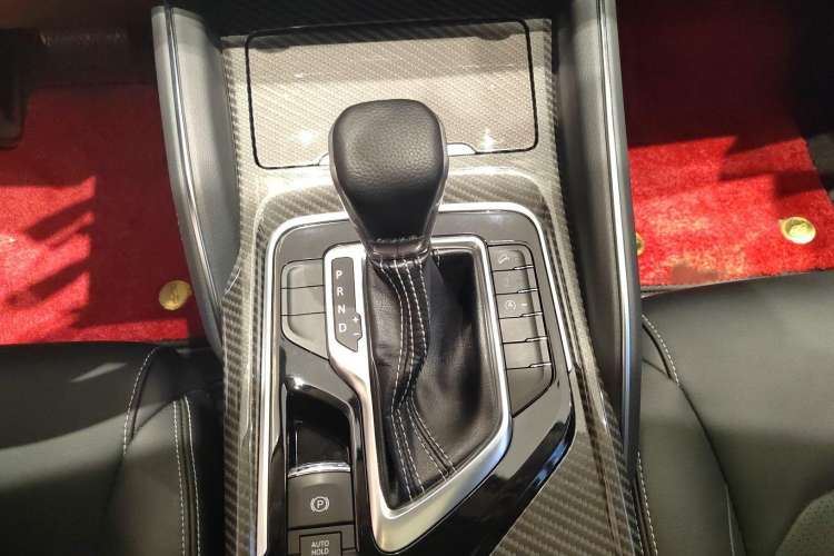 Used SAIC MAXUS D90 2017 2.0T Automatic Two-Wheel Drive - Uranus Gear Lever