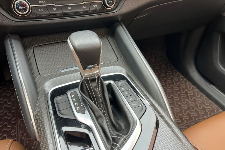 Used SAIC MAXUS D90  Gear Lever