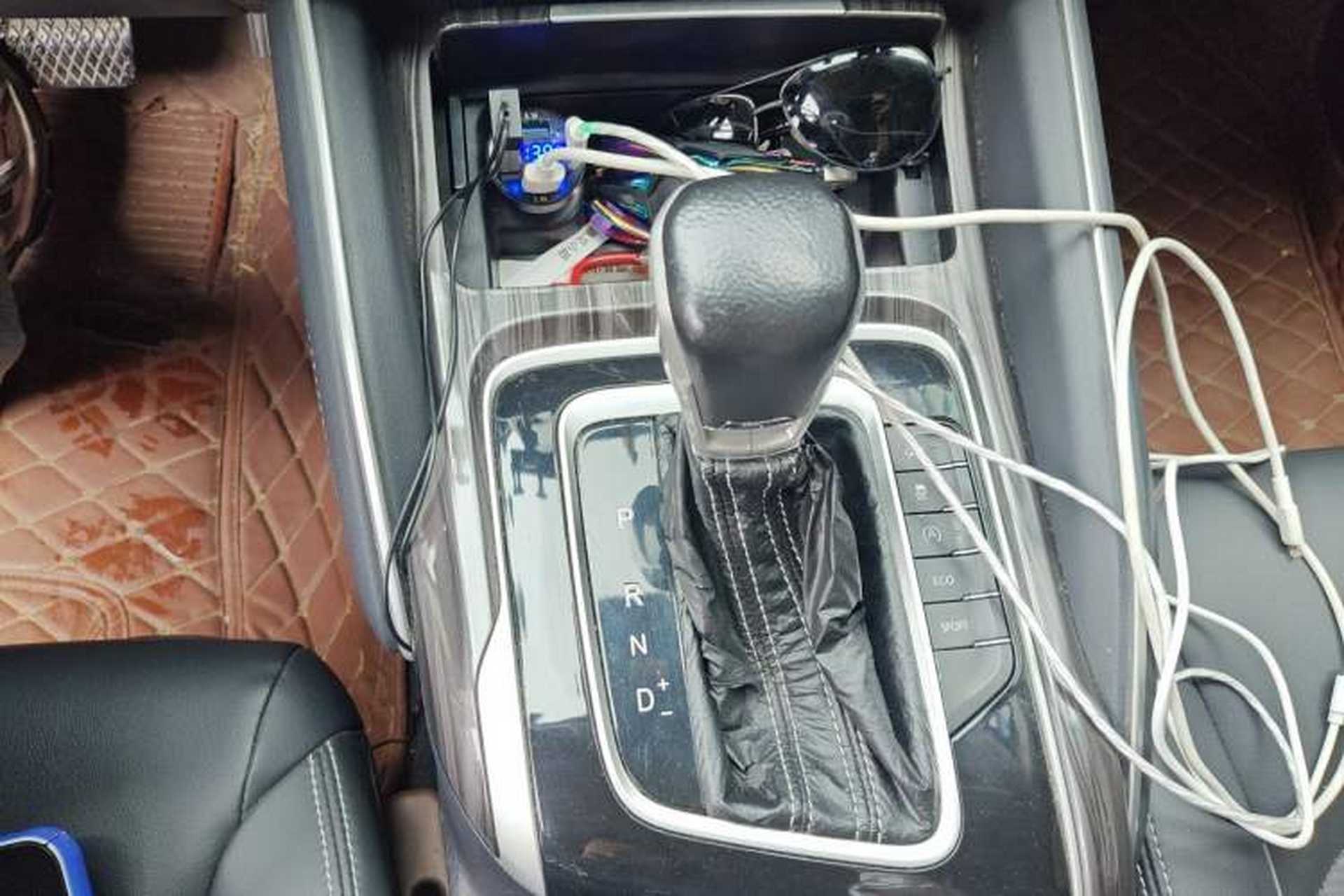 Used SAIC MAXUS D90 2017 2.0T Automatic Two-Wheel Drive Mercury Base Edition Gear Lever