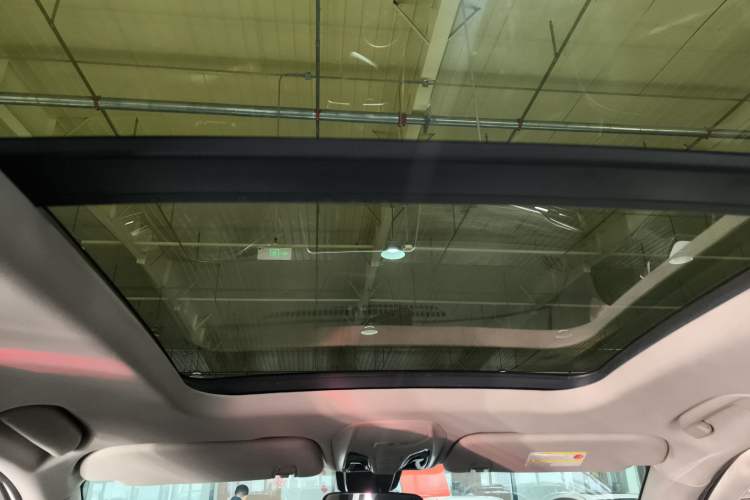 Used SAIC MAXUS D90 2017 2.0T Automatic Two-Wheel Drive Mercury Headliner