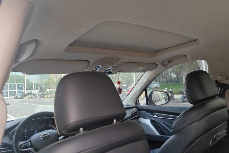 Used SAIC MAXUS D90 2017 2.0T Automatic Two-Wheel Drive - Uranus Headliner