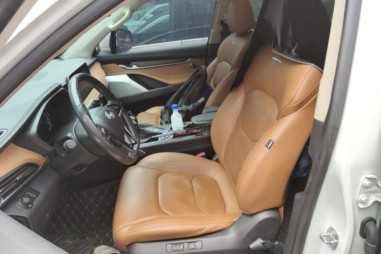 Used SAIC MAXUS D90  Left Front Seat