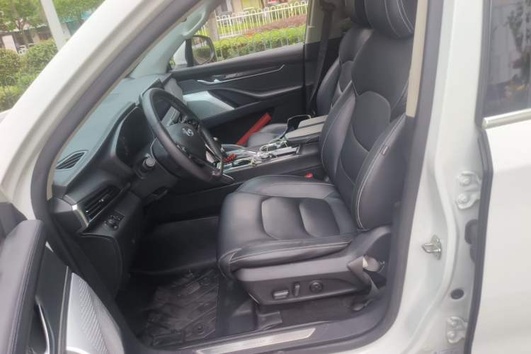 Used SAIC MAXUS D90 2017 2.0T Automatic All-Wheel Drive Sirius Left Front Seat
