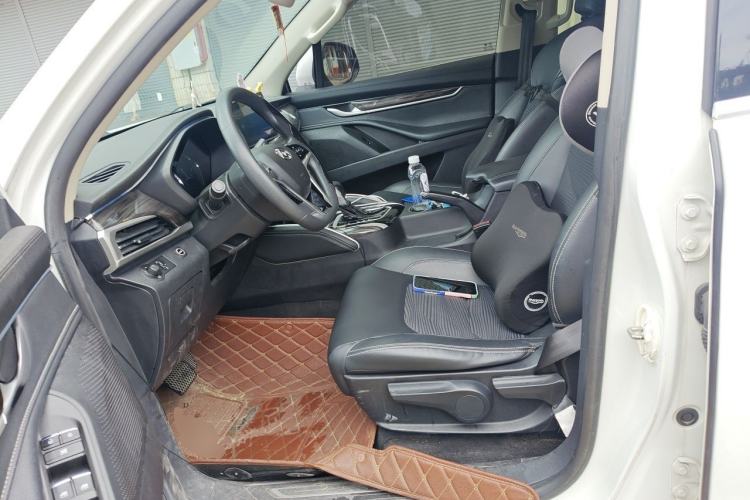 Used SAIC MAXUS D90 2017 2.0T Automatic Two-Wheel Drive Mercury Base Edition Left Front Seat