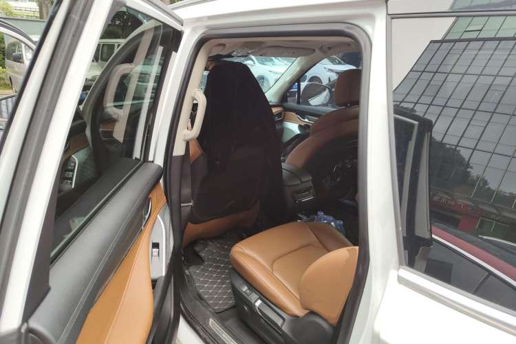 Used SAIC MAXUS D90  Left Rear Seat