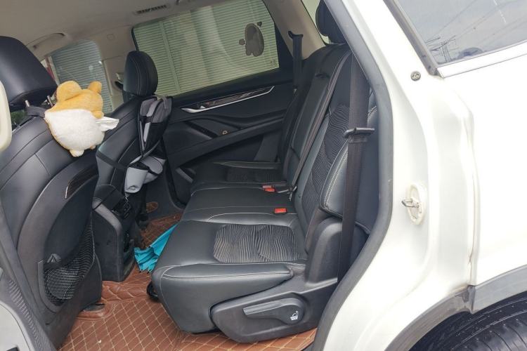 Used SAIC MAXUS D90 2017 2.0T Automatic Two-Wheel Drive Mercury Base Edition Left Rear Seat
