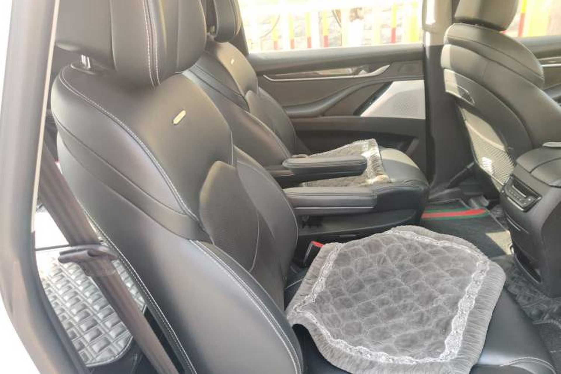 Used SAIC MAXUS D90 2017 2.0T Automatic All-Wheel Drive Sirius Left Rear Seat