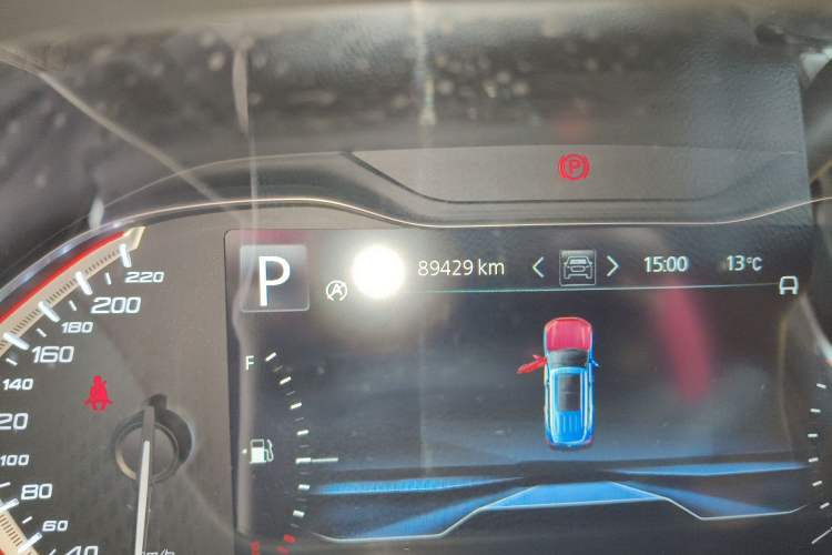 Used SAIC MAXUS D90 2017 2.0T Automatic All-Wheel Drive Sirius Odometer Close Up