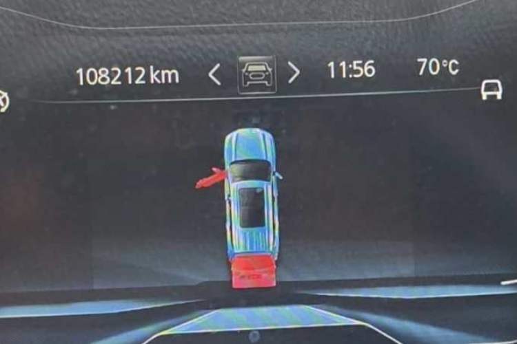 Used SAIC MAXUS D90 2017 2.0T Automatic All-Wheel Drive Sirius Odometer Close Up