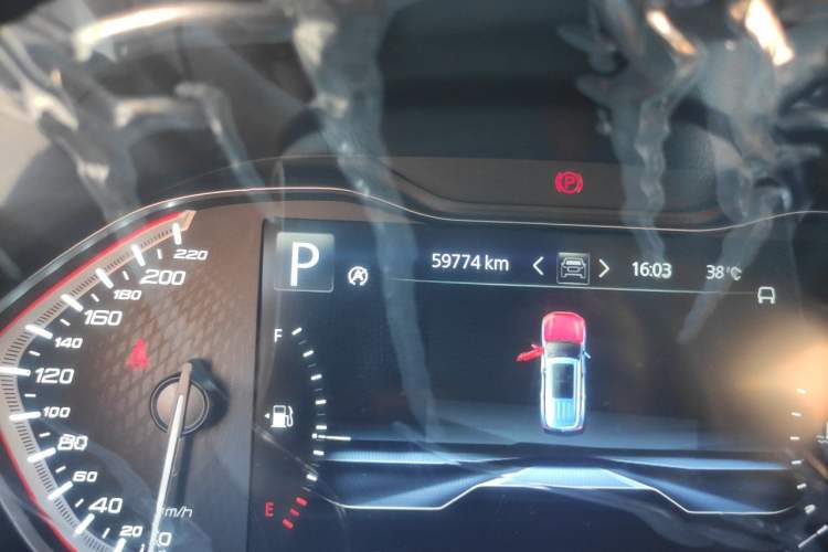 Used SAIC MAXUS D90 2017 2.0T Automatic All-Wheel Drive Sirius Odometer Close Up