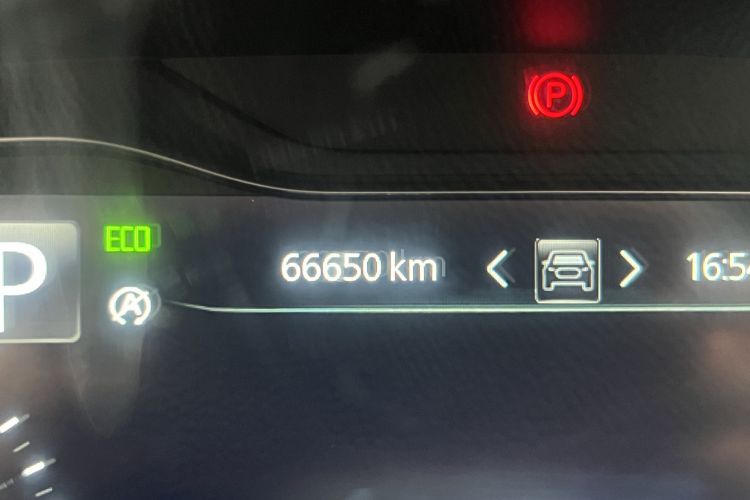 Used SAIC MAXUS D90  Odometer Close Up