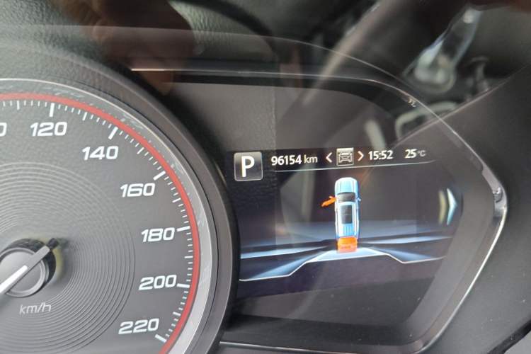 Used SAIC MAXUS D90 2017 2.0T Automatic Two-Wheel Drive Mercury Base Edition Odometer Close Up