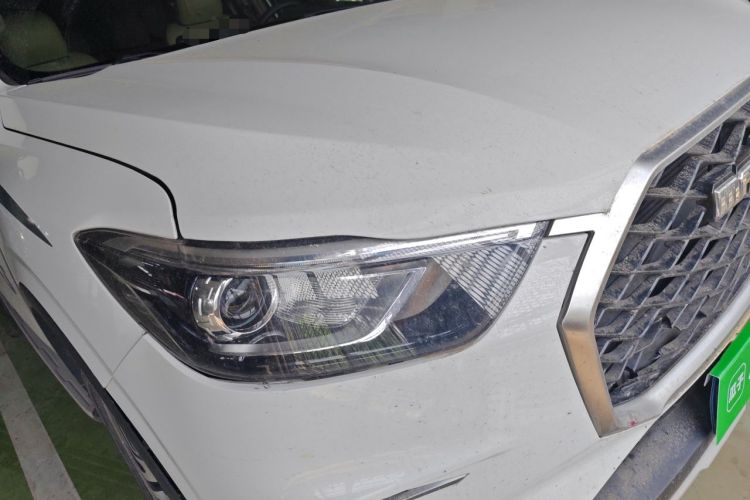 Used SAIC MAXUS D90 2017 2.0T Manual Two-Wheel Drive Mars Base Edition Right Front Headlight