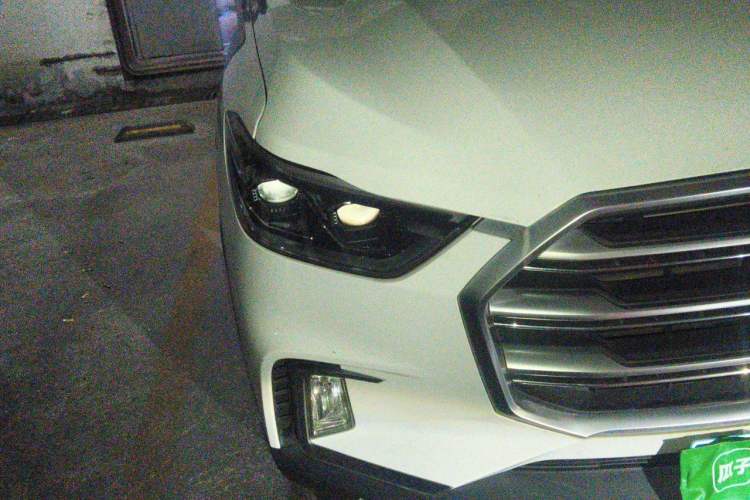 Used SAIC MAXUS D90 2017 2.0T Automatic Two-Wheel Drive Mercury Right Front Headlight
