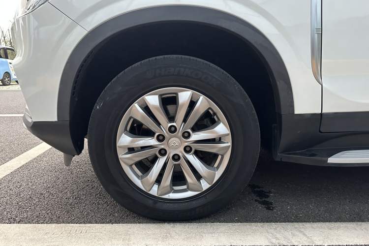 Used SAIC MAXUS D90 2017 2.0T Automatic All-Wheel Drive Sirius Right Rear Wheel Hub