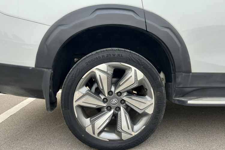 Used SAIC MAXUS D90  Right Rear Wheel Hub