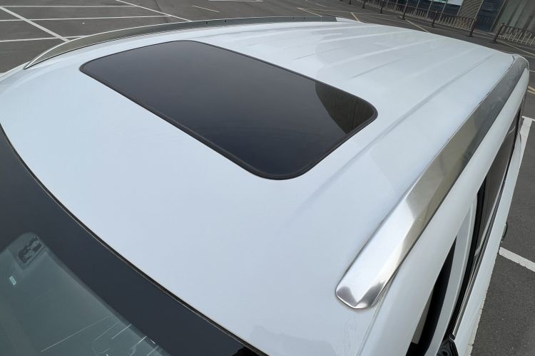 Used SAIC MAXUS D90  Roof