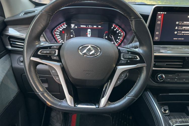 Used SAIC MAXUS D90 2017 2.0T Automatic Two-Wheel Drive - Uranus Steering Wheel