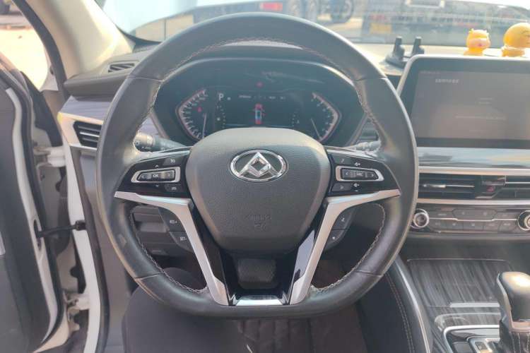 Used SAIC MAXUS D90 2017 2.0T Automatic Two-Wheel Drive - Uranus Steering Wheel