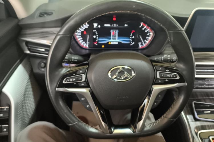 Used SAIC MAXUS D90 2017 2.0T Automatic Two-Wheel Drive Mercury Steering Wheel