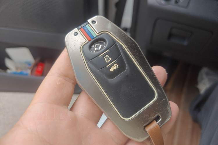 Used SAIC MAXUS D90 2017 2.0T Automatic All-Wheel Drive Polaris Vehicle Key