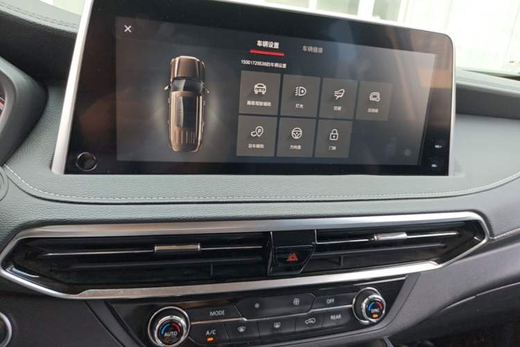 Used SAIC MAXUS D90 2017 2.0T Automatic Two-Wheel Drive - Uranus Audio And AC Panel