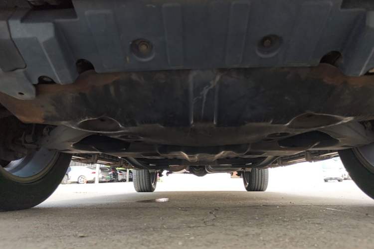 Used SAIC MAXUS D90 2017 2.0T Automatic Two-Wheel Drive - Uranus Chassis Front