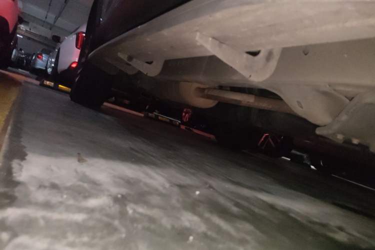 Used SAIC MAXUS D90  Chassis Front Right