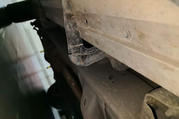 Used SAIC MAXUS D90 2017 2.0T Automatic Two-Wheel Drive - Uranus Chassis Front Right