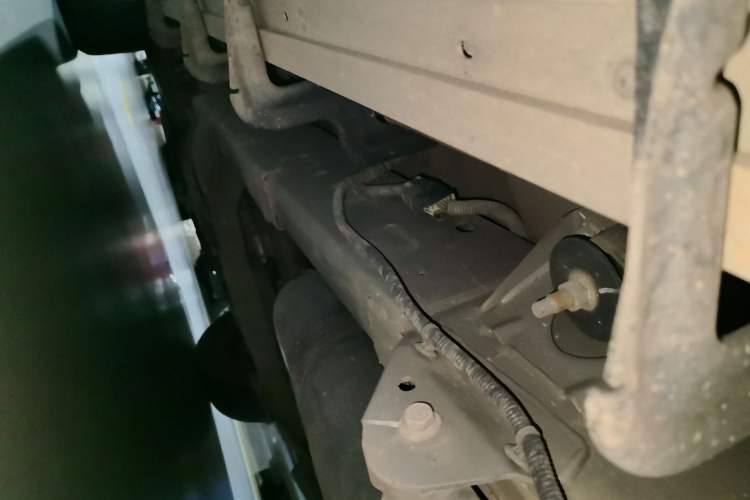 Used SAIC MAXUS D90 2017 2.0T Automatic Two-Wheel Drive - Uranus Chassis Rear Left