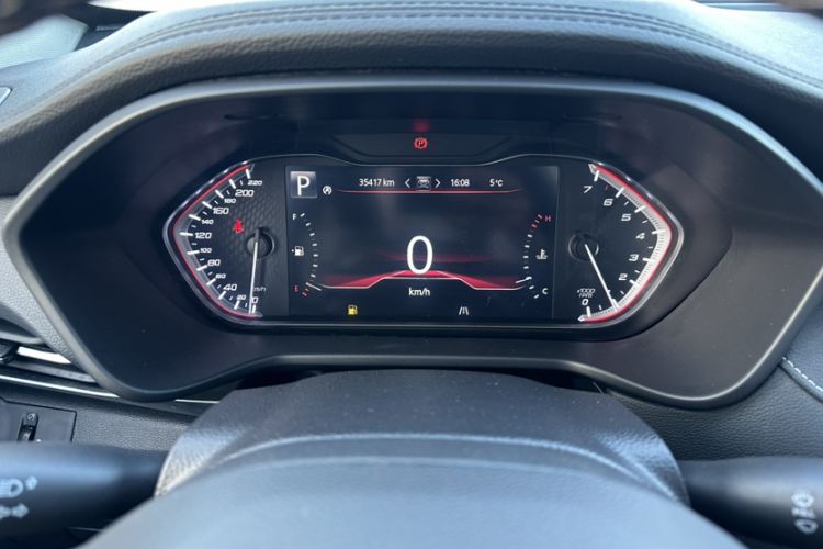 Used SAIC MAXUS D90 2017 2.0T Automatic Two-Wheel Drive - Uranus Odometer Close Up