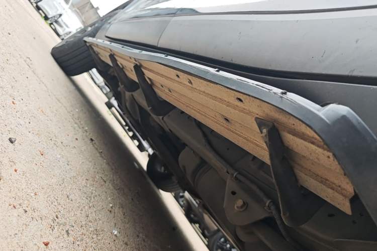 Used SAIC MAXUS D90  Chassis Rear Left