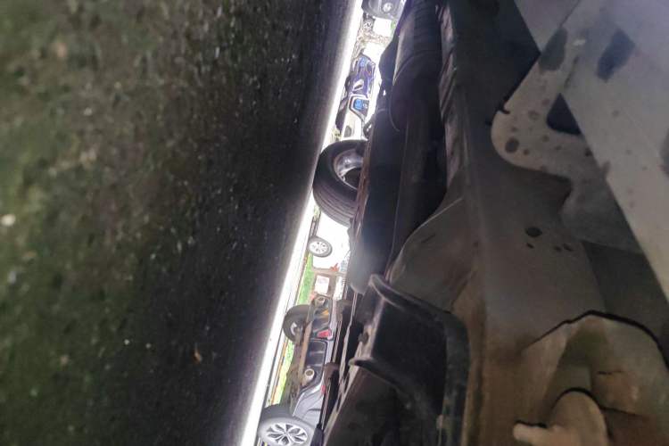 Used SAIC MAXUS D90  Chassis Front Right