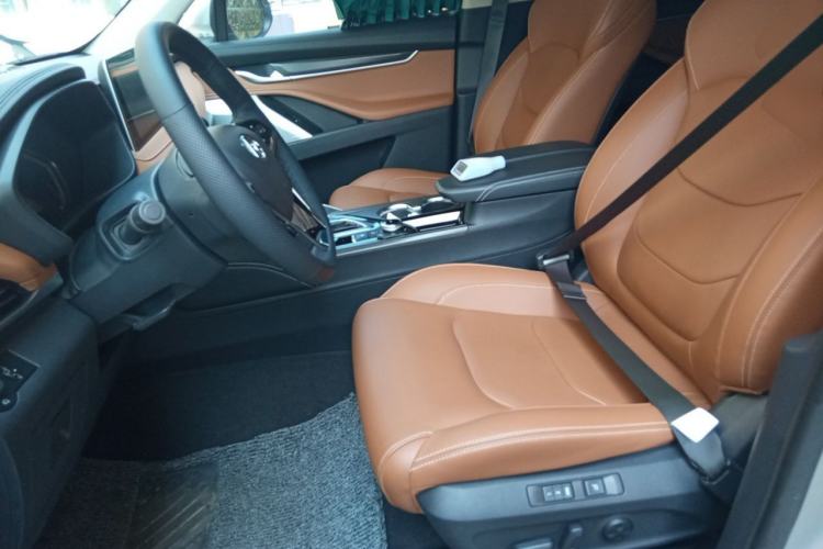 Used SAIC MAXUS D90  Left Front Seat