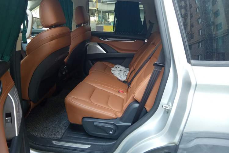 Used SAIC MAXUS D90  Left Rear Seat