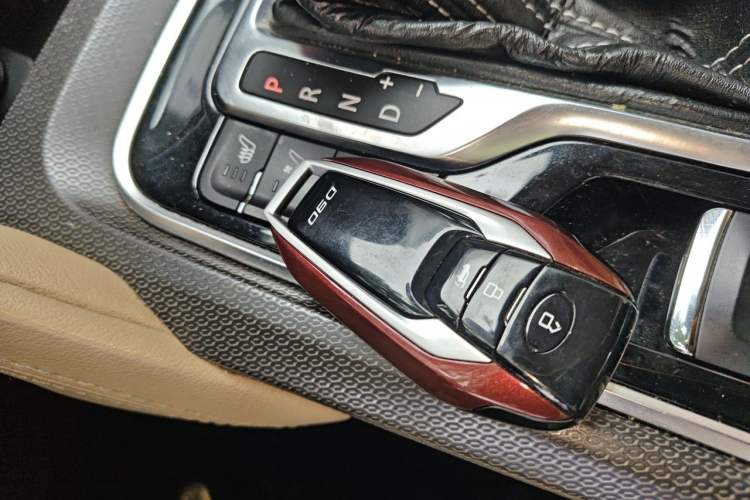 Used SAIC MAXUS D90  Vehicle Key