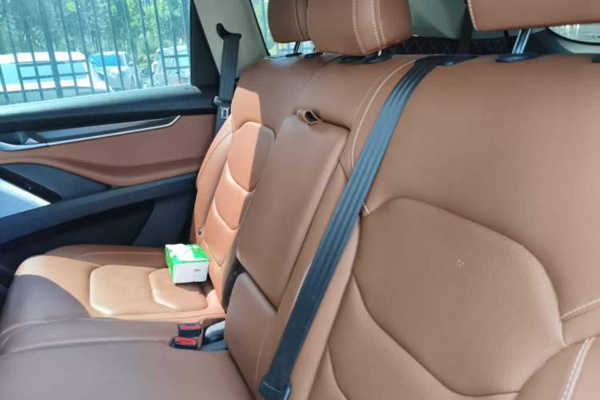 Used SAIC MAXUS D90 2019 2.0T Automatic 2WD Uranus China VI Standard Left Rear Seat