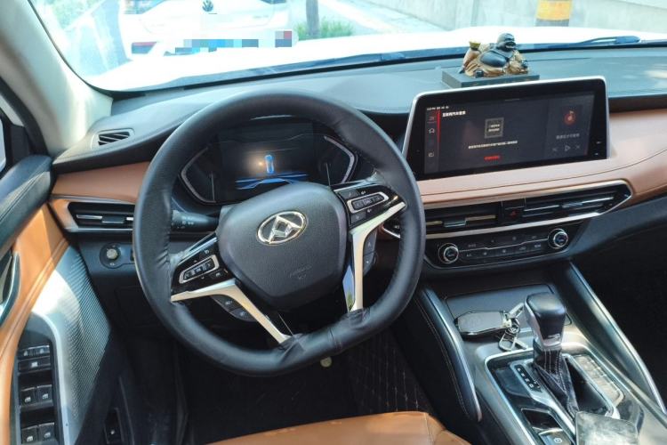 Used SAIC MAXUS D90 2019 2.0T Automatic 2WD Uranus China VI Standard Steering Wheel