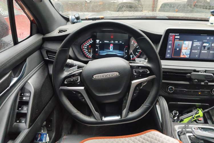 Used SAIC MAXUS D90 Pro 2021 2.0T Diesel 4x4 Comfort Edition 6 Seats Steering Wheel