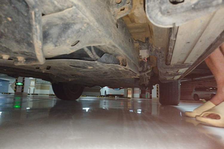 Used SAIC MAXUS D90 Pro 2020 2.0T Diesel 4x4 Alashan Edition 6 Seats Chassis Front Left