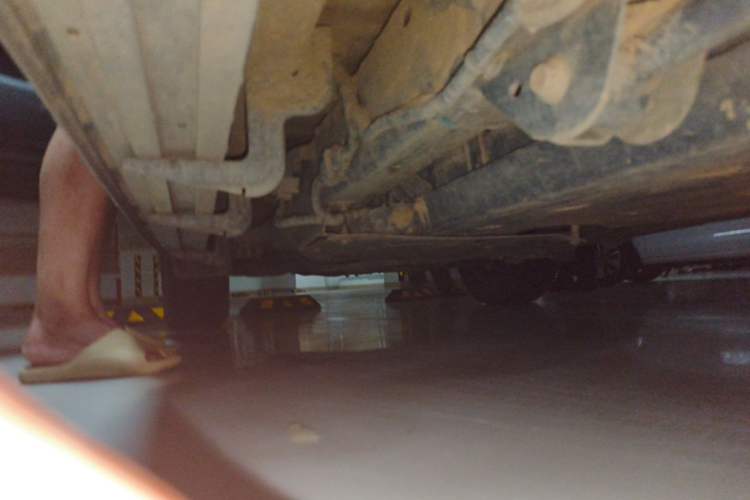 Used SAIC MAXUS D90 Pro 2020 2.0T Diesel 4x4 Alashan Edition 6 Seats Chassis Rear Left