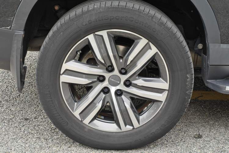 Used SAIC MAXUS D90 Pro 2020 2.0T Gasoline 4x4 Flagship Edition 6 Seats Exterior 9