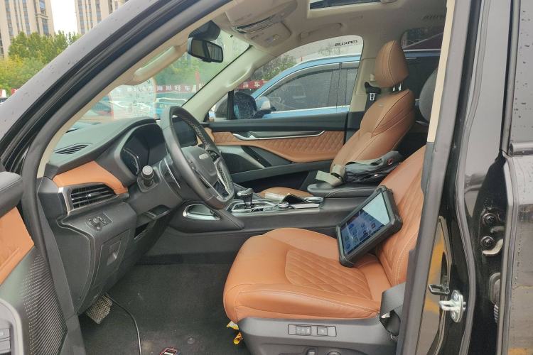 Used SAIC MAXUS D90 Pro 2020 2.0T Gasoline 4x4 Luxury Edition 6 Seats Left Front Seat